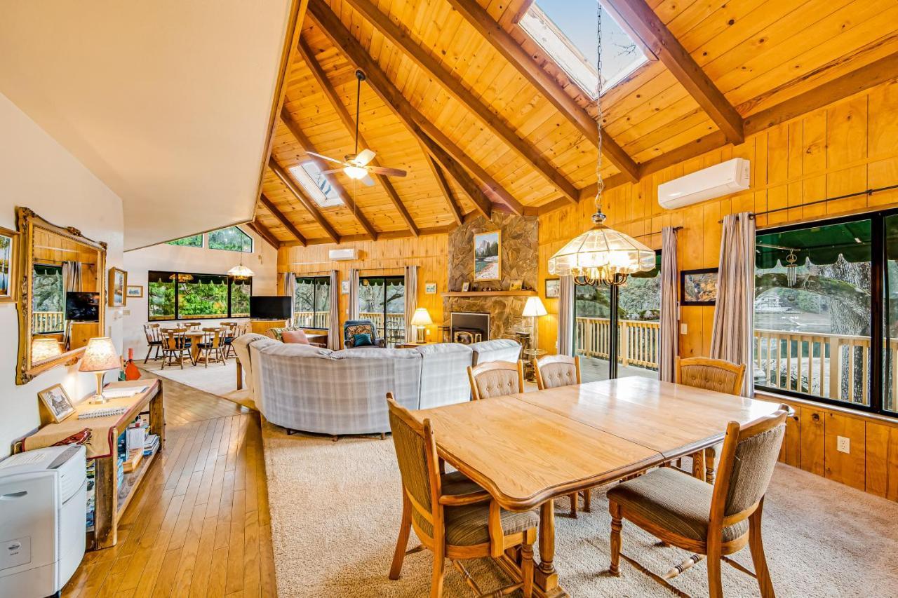 Luring Lakefront Landing Groveland Buitenkant foto